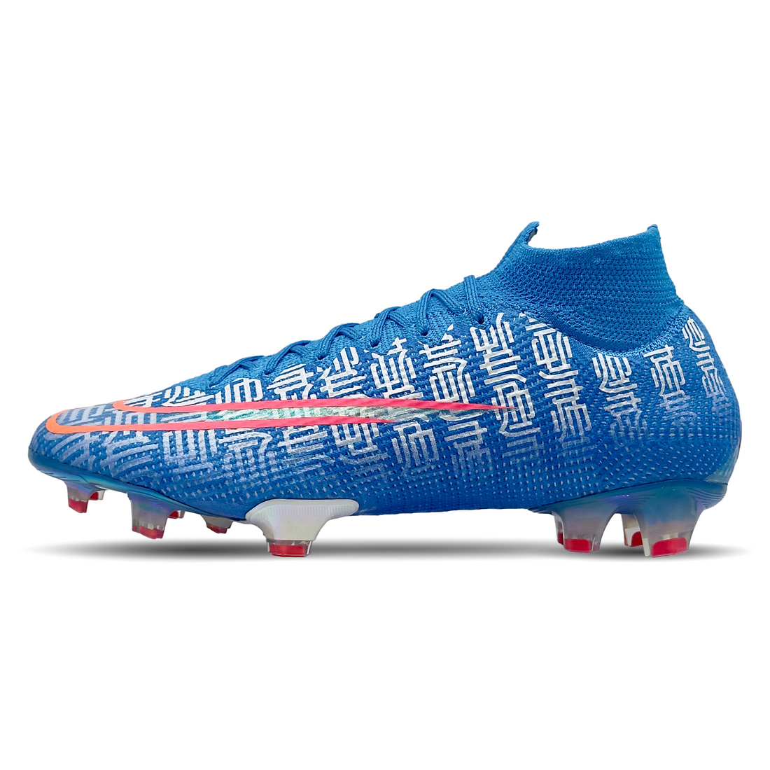 Entdecke die Nike Mercurial Zoom Superfly 9 Elite CR7 FG Fußballschuhe (DQ5293-182) auf STUNNINGBOOTS.com. Diese speziell für Cristiano Ronaldo entworfenen Schuhe bieten hervorragende Traktion auf festem Boden und maximale Geschwindigkeit. Ihr dynamisches Design und die Zoom Air-Technologie sorgen für höchsten Tragekomfort und explosive Bewegungen. Perfekt für ambitionierte Spieler, die wie CR7 dominieren möchten. Hol sie dir jetzt!