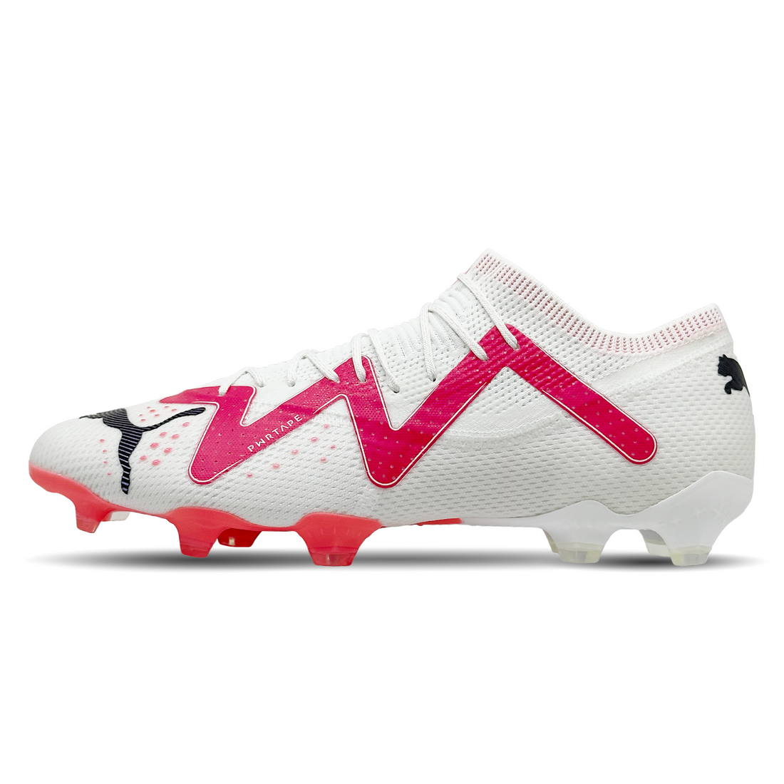 Tauche ein in das Spiel mit dem Puma Future Ultimate Low FG/AG (107359-01) auf STUNNINGBOOTS.com. Dieser hochwertige Fußballschuh ist perfekt für festen und künstlichen Rasen geeignet und bietet ultimative Leistung und Wendigkeit. Bestelle noch heute für ein unvergleichliches Spielerlebnis auf dem Platz!