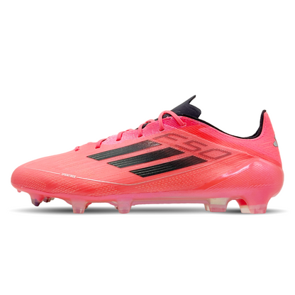 Die adidas F50 Elite FG (IE3191) Fußballschuhe bieten ein bahnbrechendes Design für Spieler, die Geschwindigkeit und Agilität auf höchstem Niveau benötigen. Mit einer leichten, aber robusten Konstruktion sorgen sie für optimalen Komfort, schnelle Richtungswechsel und präzise Ballführung auf festen Böden. Die anatomische Passform schmiegt sich perfekt an den Fuß an, während die innovative Stollenkonfiguration maximale Traktion und Stabilität gewährleistet. Perfekt für Spieler, die das Tempo im Spiel diktiere